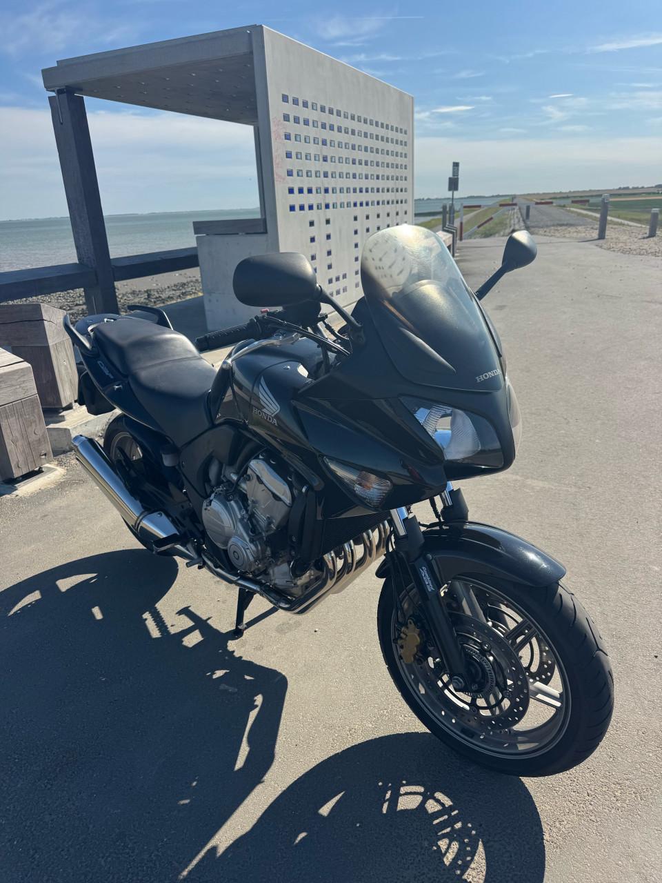 Honda cbf600