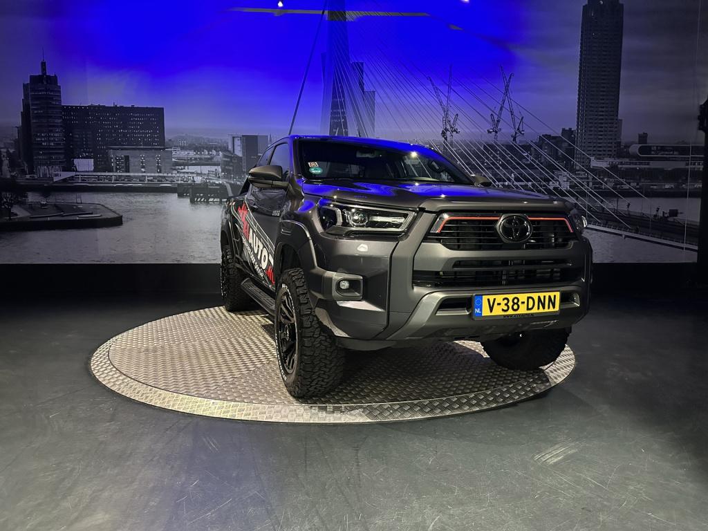 Toyota Hilux 2.8 d-4d xtra cab invincible *leer*camera*navi*carplay*