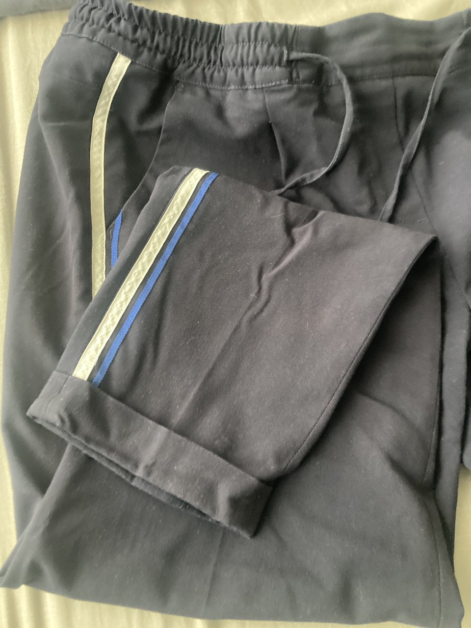 7/8 donkerblauwe broek met bies