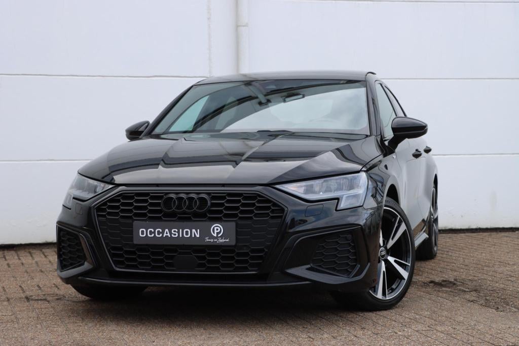 Audi A3 limousine 35 tfsi s edition 150pk s tronic