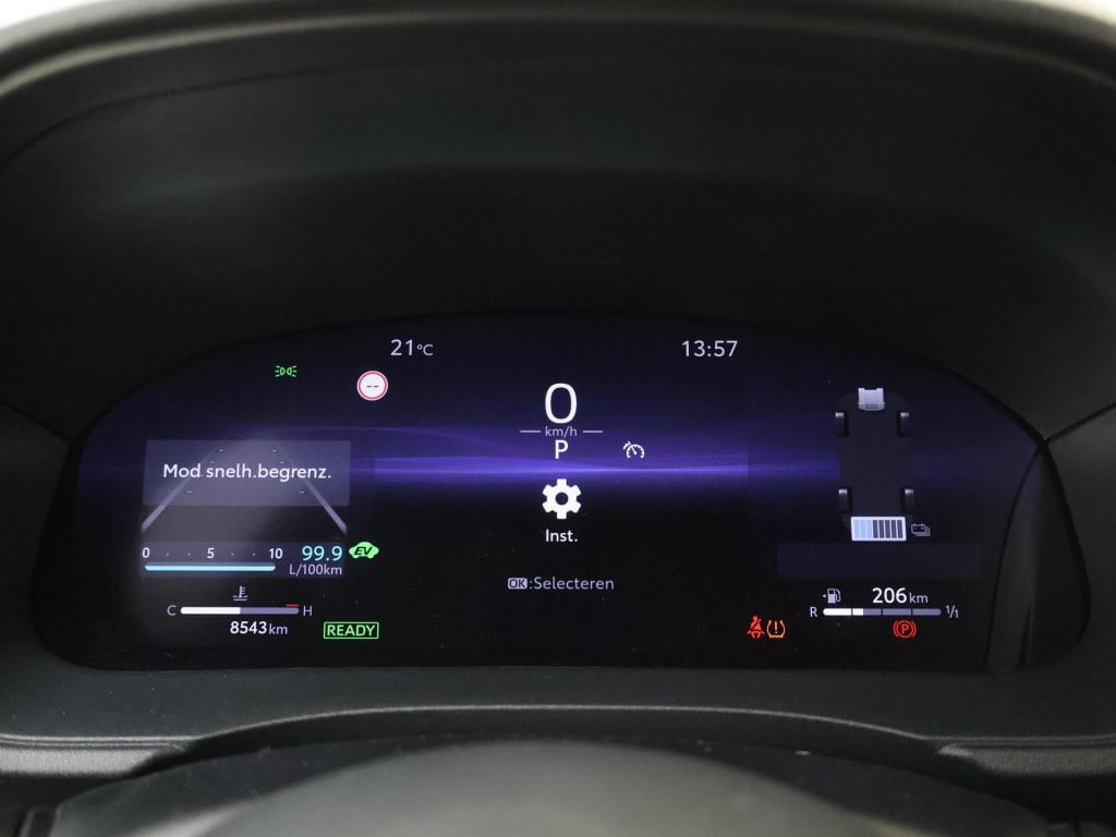 Toyota Yaris 1.5 hybrid 130 gr sport