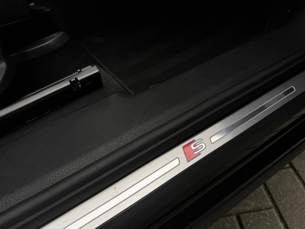 Audi Q3 sportback 35 tfsi s-line 3x * matrix led * camera * leder / alcanta