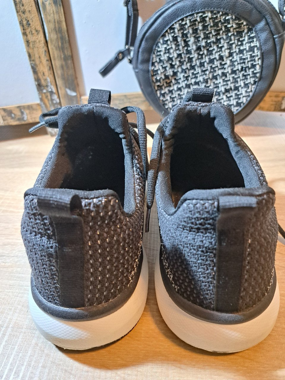 Mooie (z.g.a.n. en nieuwe) schoenen, gypmen, laarzen enz.