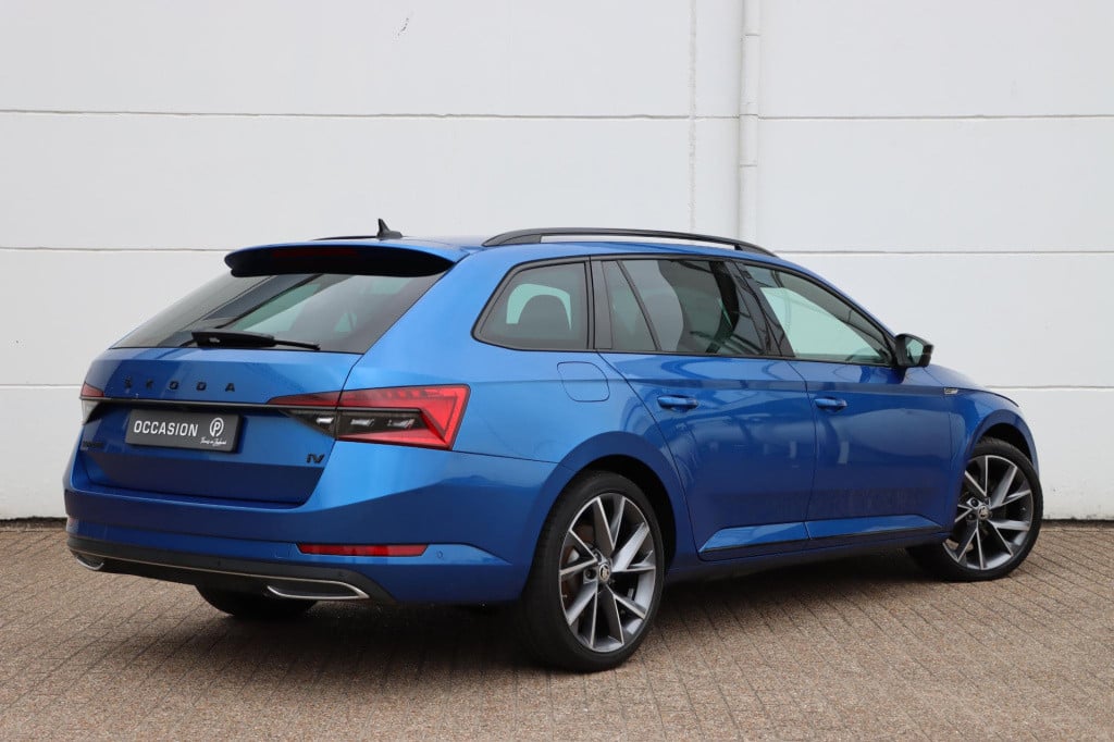 Skoda Superb combi 1.4 tsi iv sportline business 218pk dsg6