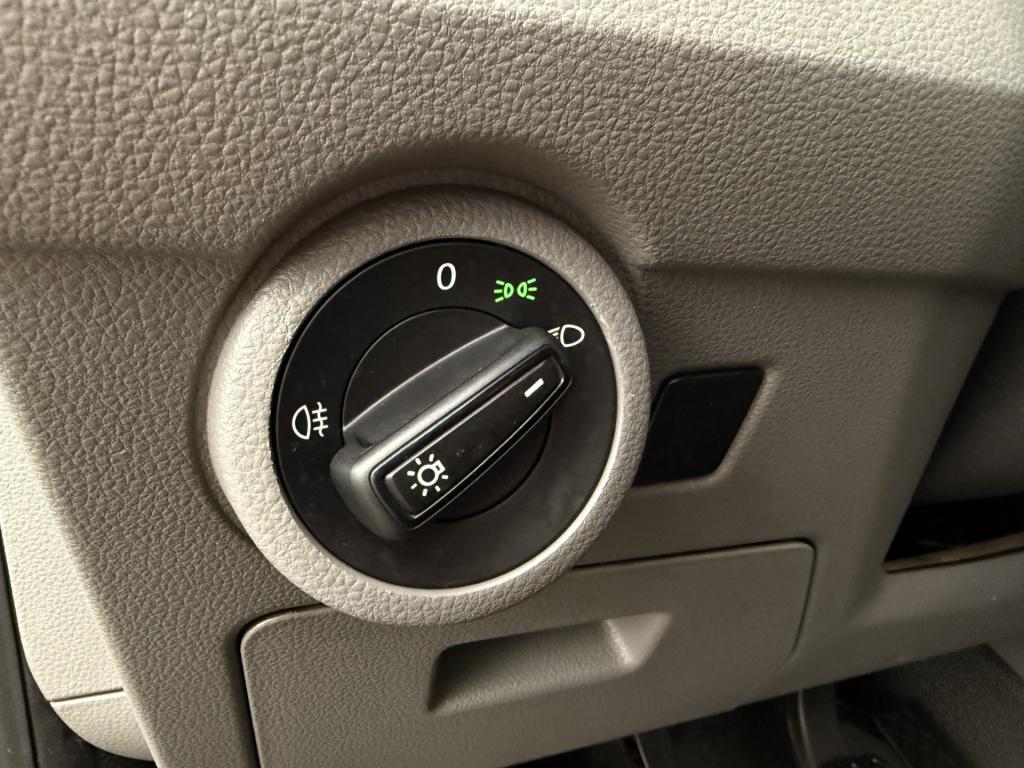 Volkswagen Transporter 2.0 tdi l1h1 28 | ingebouwde gereedschapskasten | cr