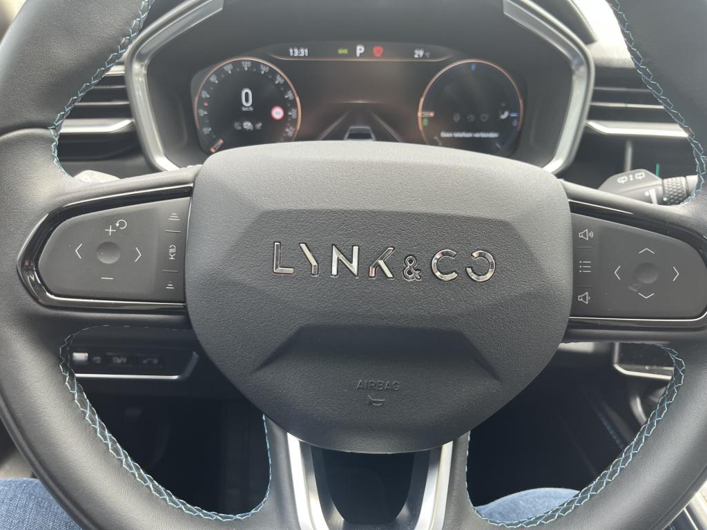Lynk & Co 01 1.5 262 pk phev navi 360gr schuifdak 1e eigenaar