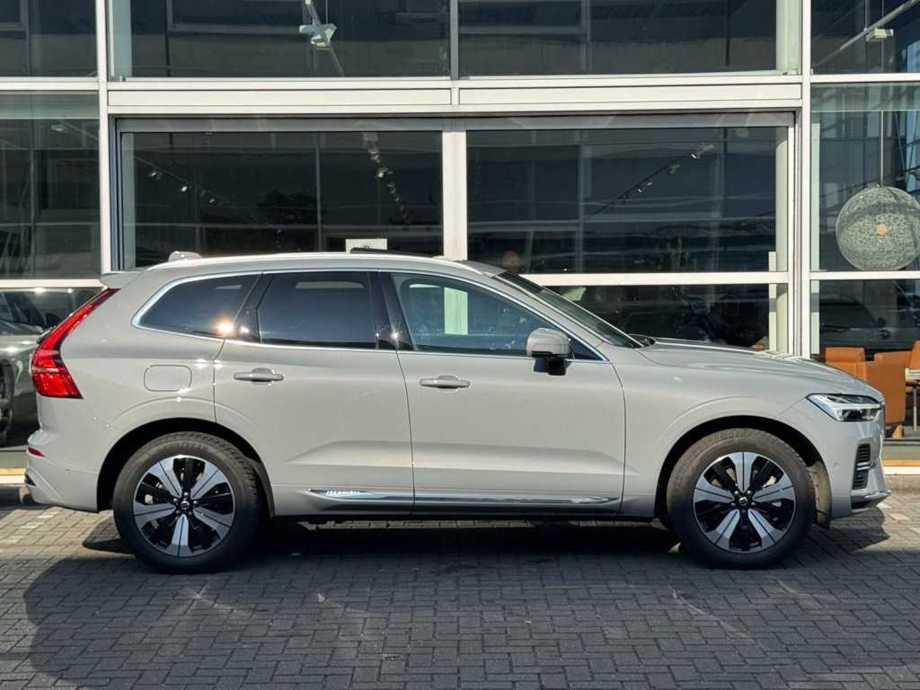 Volvo XC60 t6 398pk awd plus bright| panodak| adap.cruise| 360camera| leder