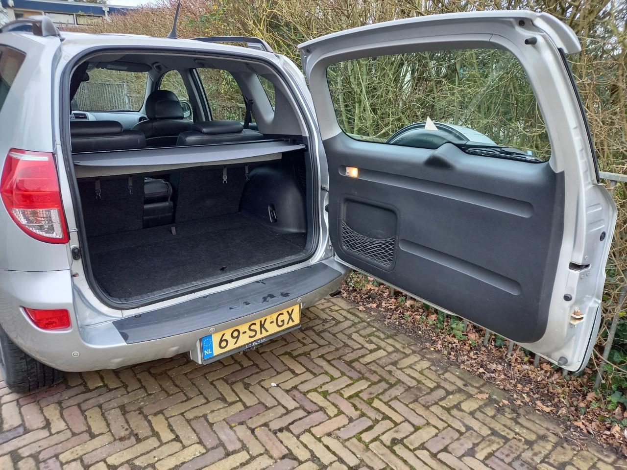 Toyota RAV4 2.0 16V  Vvt-i Executive