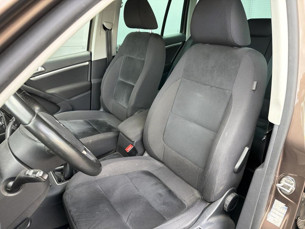 Volkswagen Tiguan 1.4 tsi sport&style | trekhaak | navi
