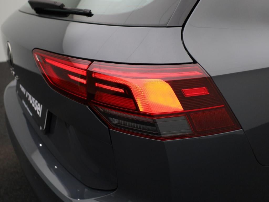 Volkswagen Golf variant viii 1.0 tsi 81kw life | navigatie | stoel/stuur ve