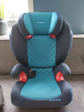 Recaro autostoeltje met speakers!