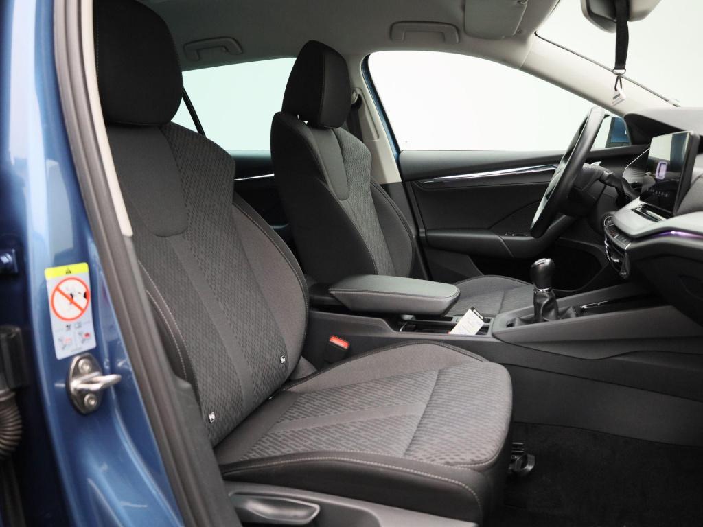 Skoda Octavia combi 1.5 tsi first edition | virtual cockpit | parkeer senso