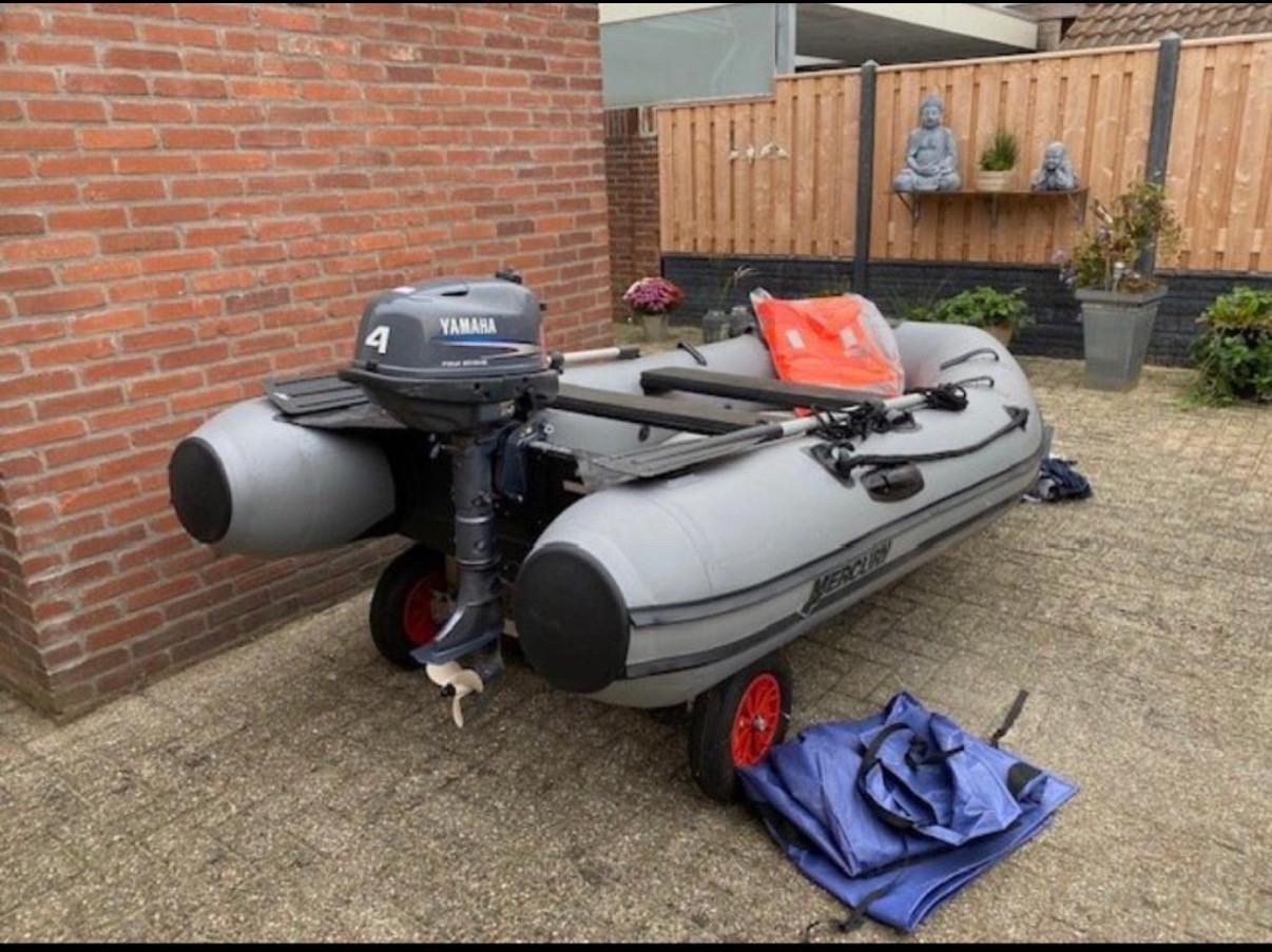 Mercury rubberboot 320