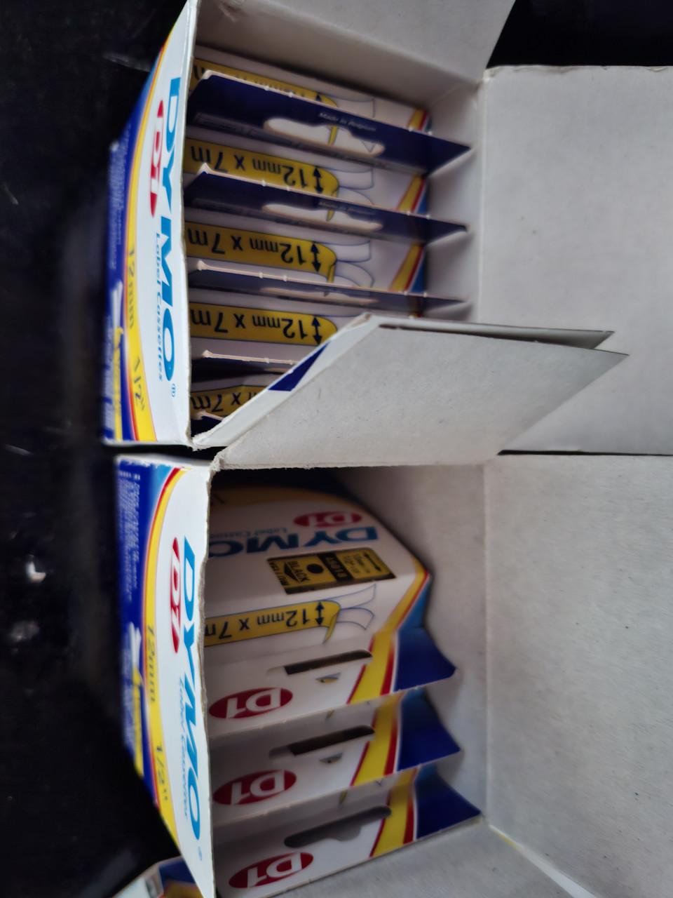 Dymo labelmakers (heel veel, zie de foto's)