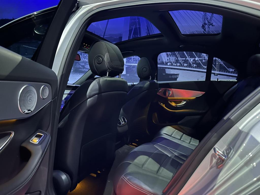 Mercedes-Benz C-Klasse 180 sport edition premium plus amg *pano*360camera*b