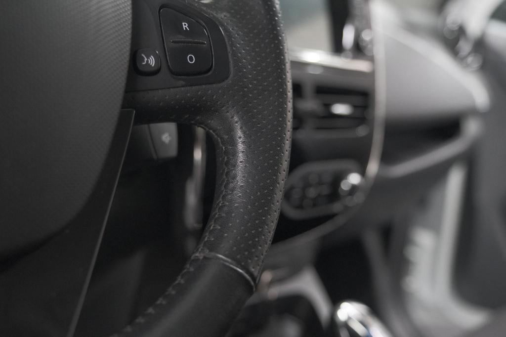 Renault Zoe q90 intens quickcharge 41 kwh | huuraccu | navigatie | parkeers