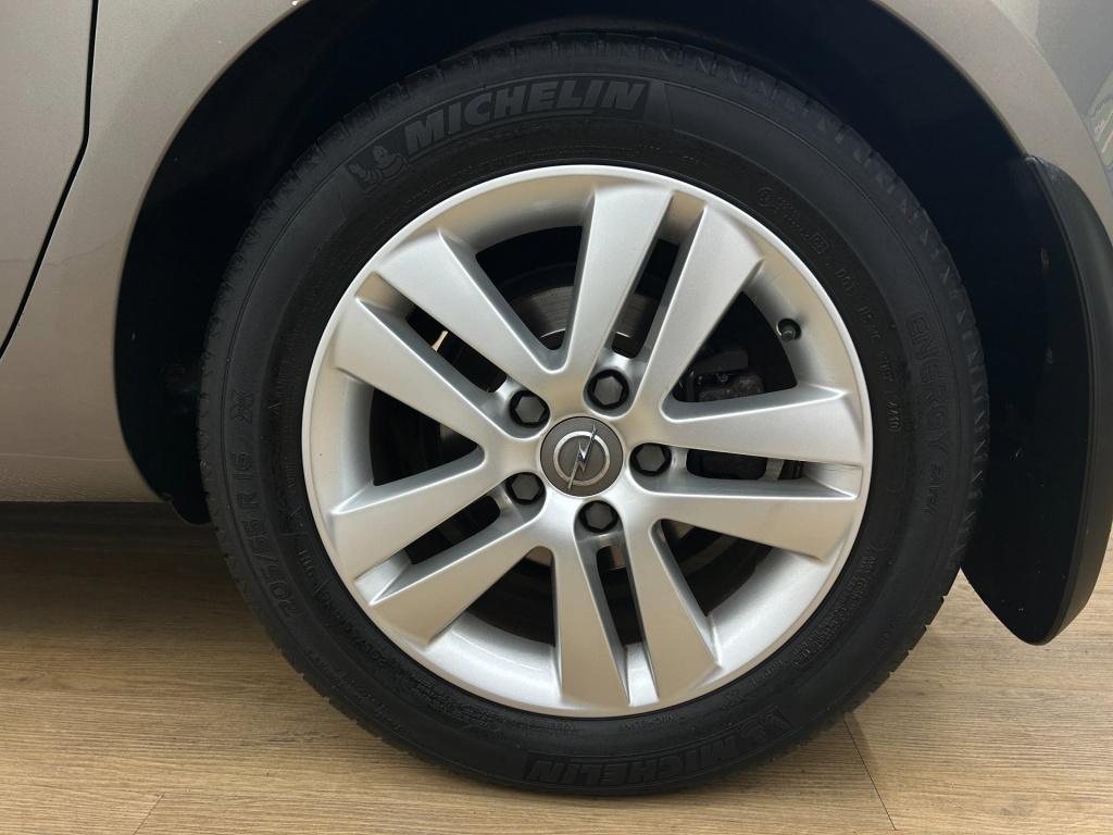 Opel Meriva occasion 1.4 cosmo | bruin | tweedehands opel meriva | airco | 
