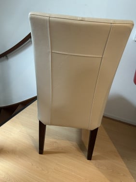 Leren eetkamer stoelen