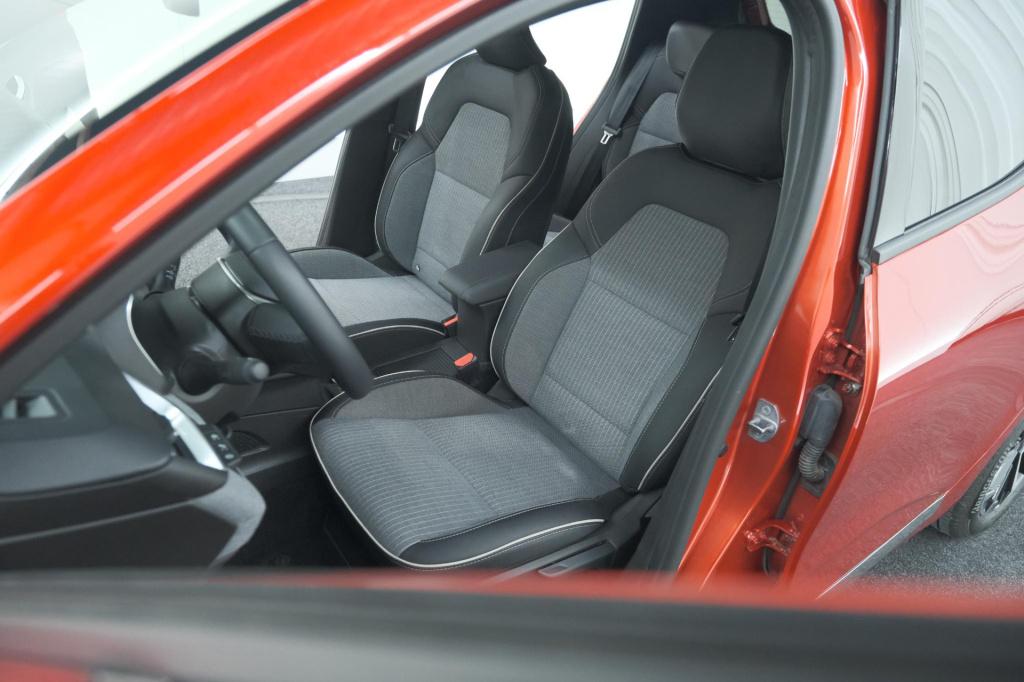 Renault Clio tce 90 gpf techno | 360 camera | adaptieve cruise control | na