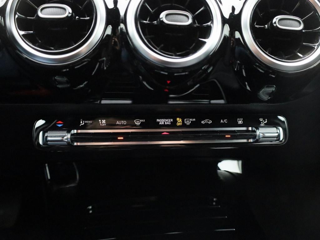 Mercedes-Benz A-Klasse 250 e business line | phev | automaat | navigatie |