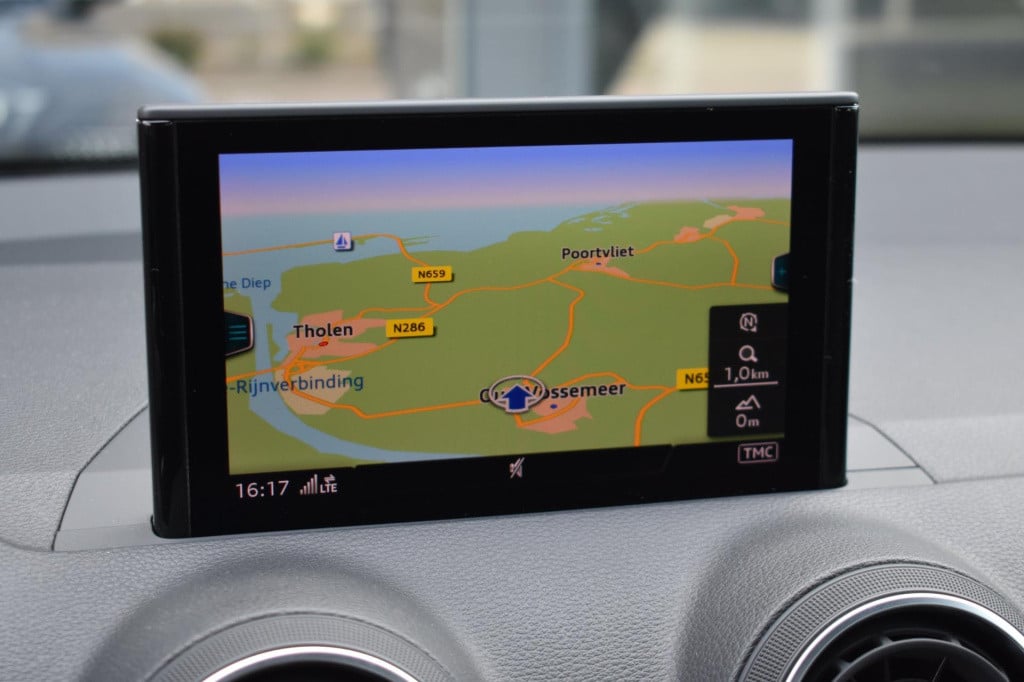 Audi Q2 35 tfsi epic | afn. trekhaak | navigatie | nap | cruise controle | 