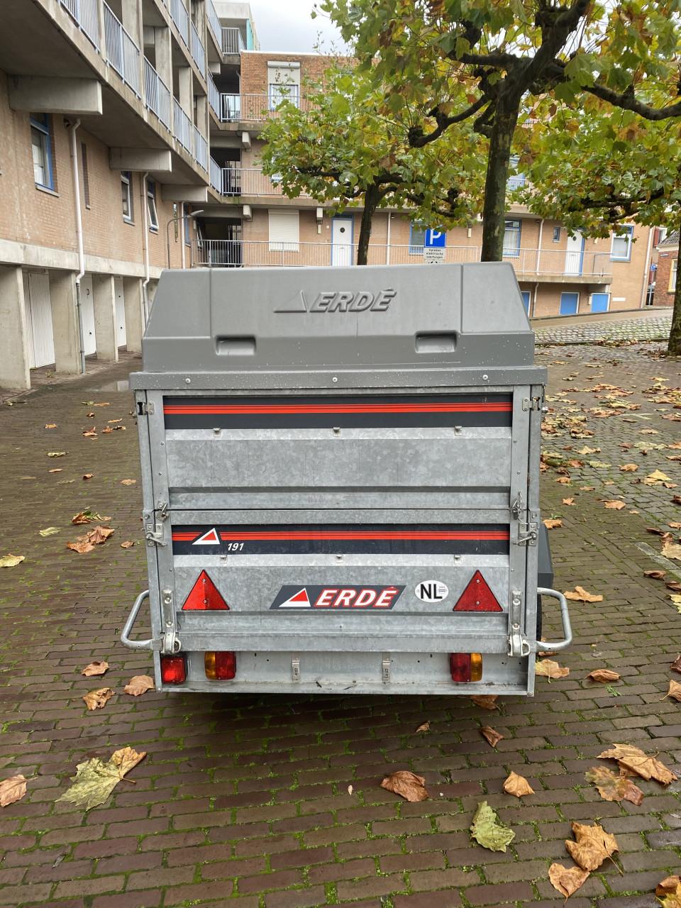 Erde bagagewagen met ABS hardtop en zijverlaging