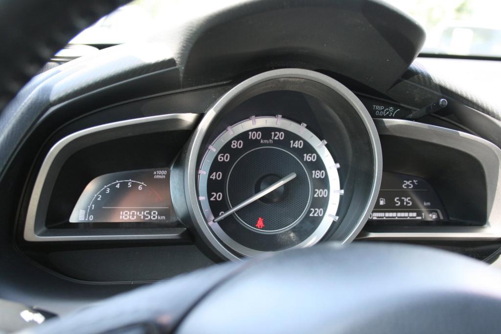 Mazda 2 1.5 skyactiv-g gt-m line / pdc / stoelverwarming / navi