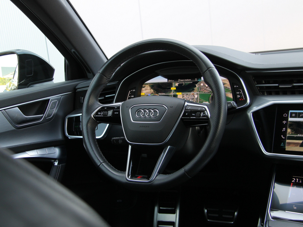 Audi A6 avant 55tfsi e hybrid 367pk quattro competition s-line | pano dak |