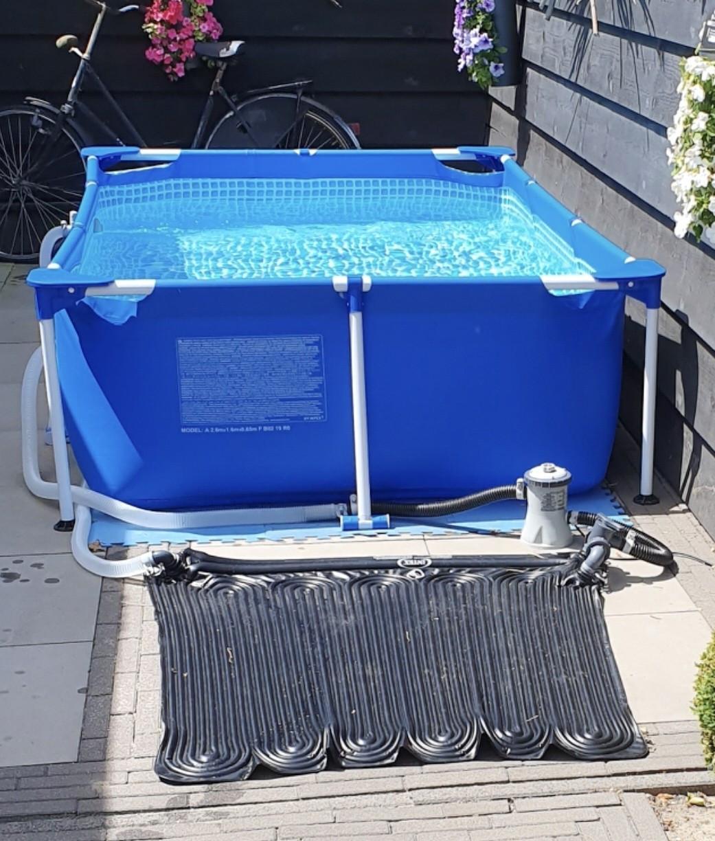 Intex zwembad 2.60 x 1.60 x 0.65 cm incl. alle toebehoren