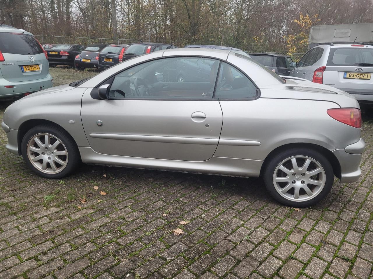 Peugeot 206 CC Cabrio 1.6-16V  Apk 22-11-2026