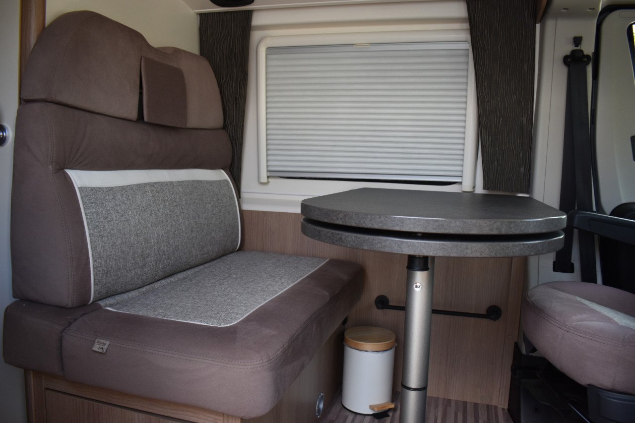 Carthago Malibu Charming 600 DB Van (150 PK)