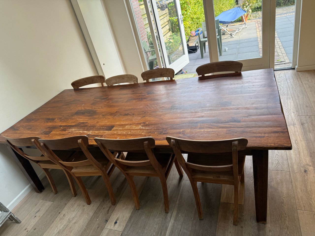 Eettafel + stoelen