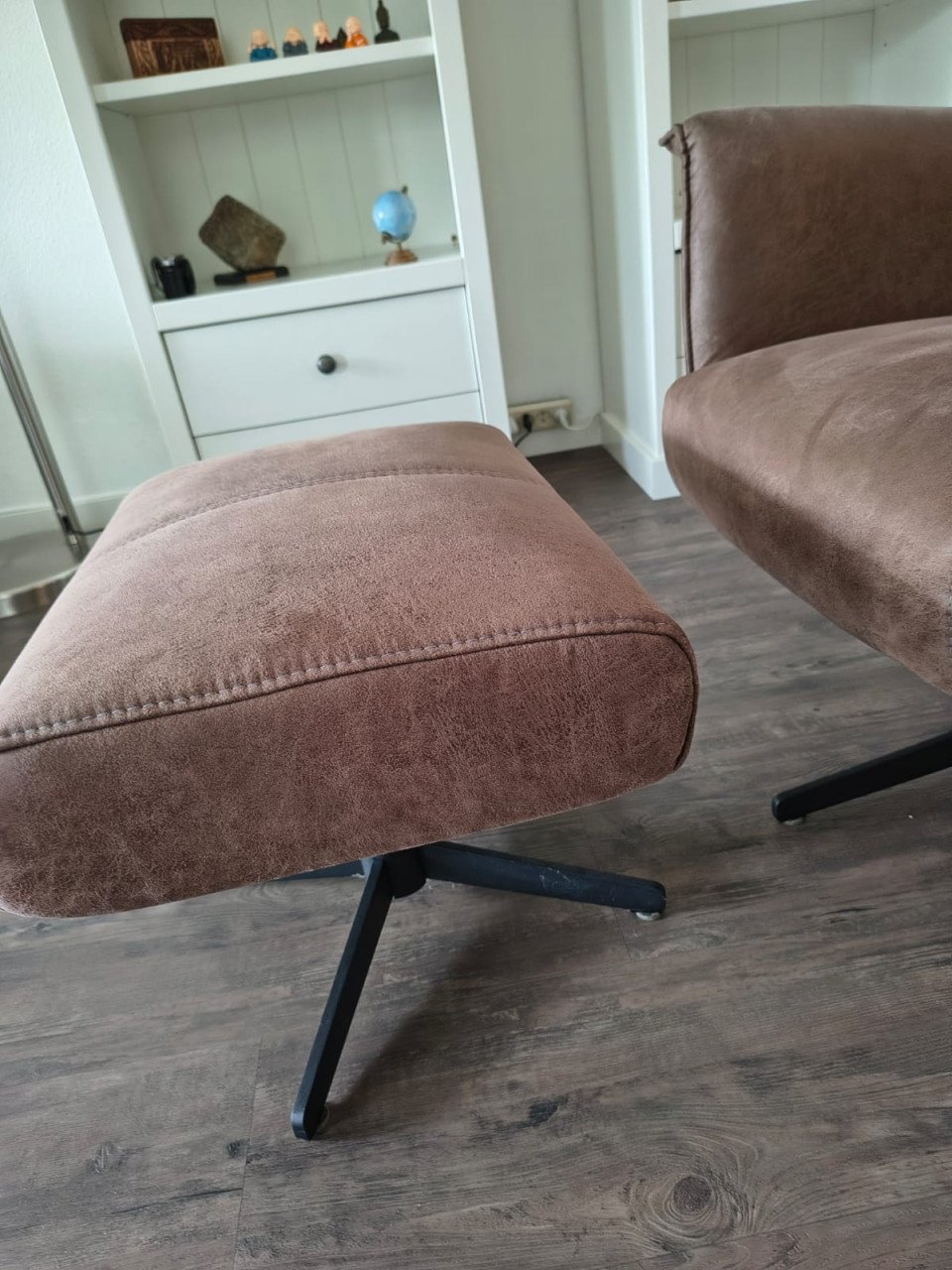 Henders en Hazel fauteuil met hocker
