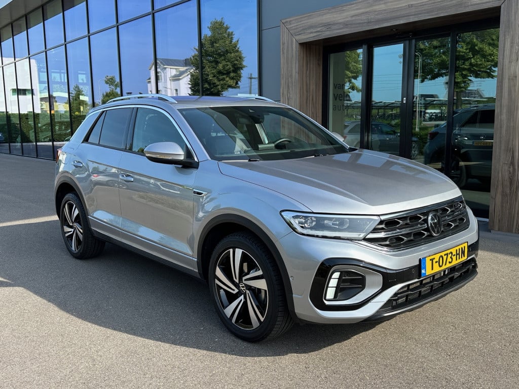 Volkswagen T-roc 1.5 tsi 150pk dsg r-line | camera | keyless | carplay | le