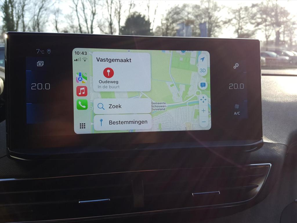 Peugeot 2008 allure 1.5 bluehdi 130pk automaat (eat8) apple carplay & andro