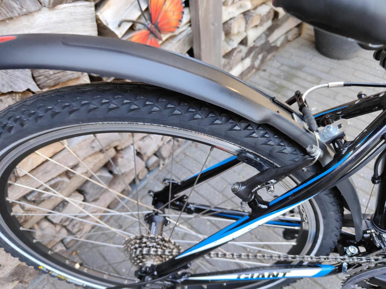 Giant Revel 26 inch mountainbike framemaat S 40 cm deore