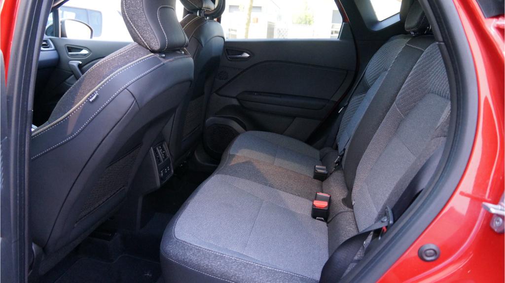 Renault Captur 1.6 e-tech full hybrid 145 techno rijklaar incl garantie
