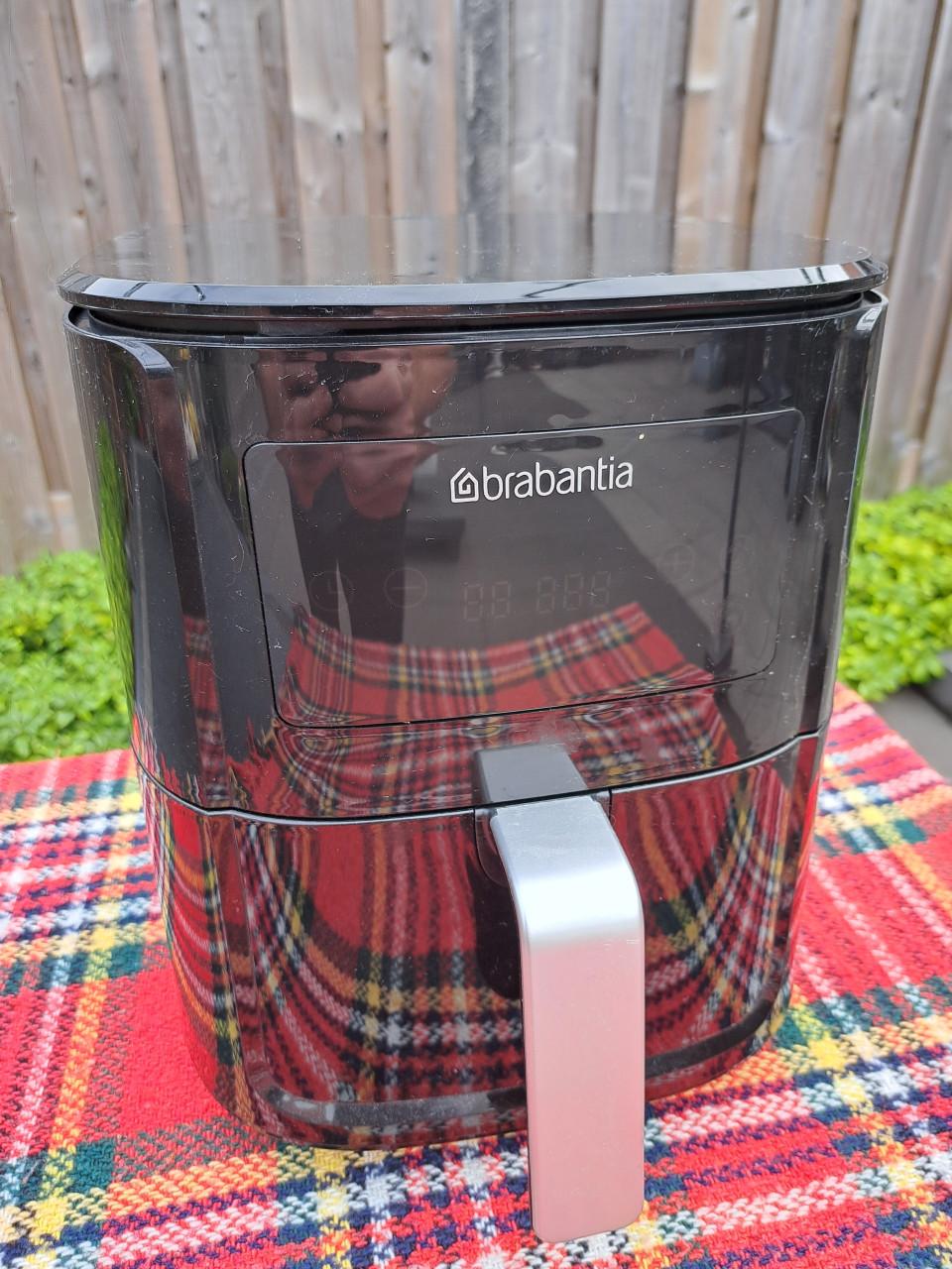 Brabantia Heteluchtfriteuse zwart (Air Fryer)