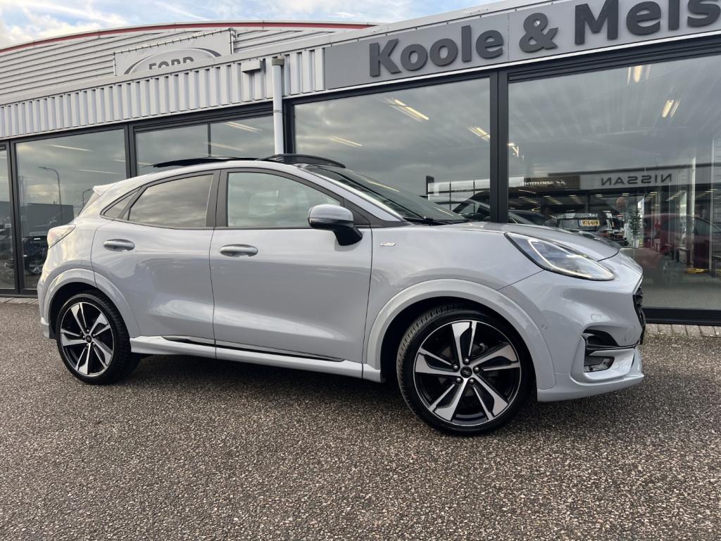 Ford Puma 1.0i ecoboost hybrid 155pk st-line x , pano dak , 19 inch , winte