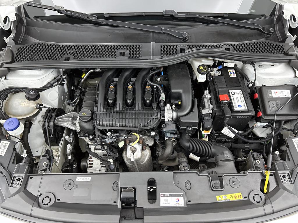 Peugeot 208 82 pk active pack | rijklaar | apple carplay | lichtmetalen vel