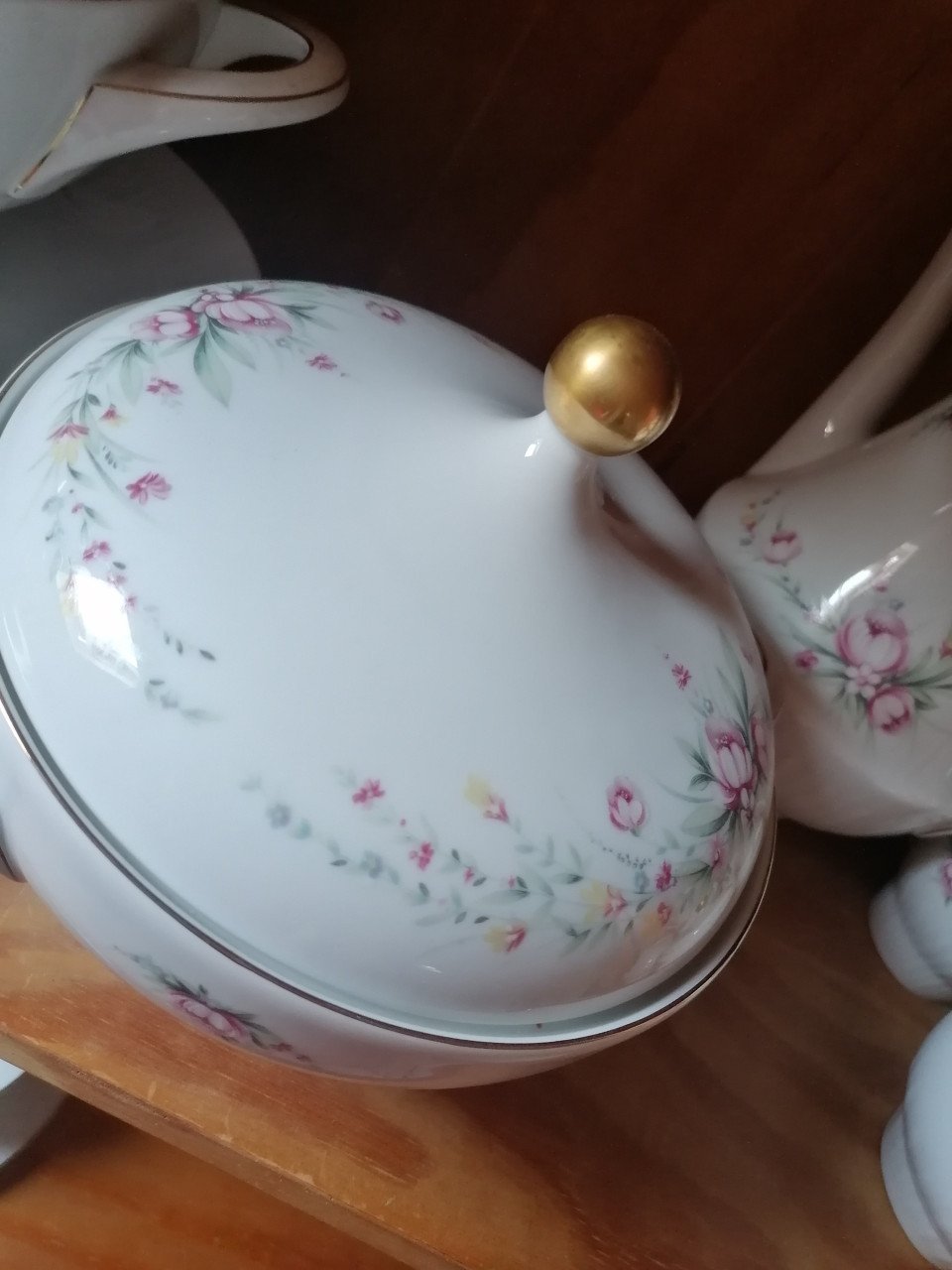81-delig servies (moet weg)