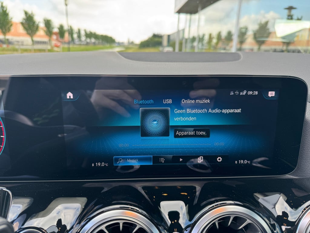 Mercedes-Benz Gla-klasse 200 business solution amg automaat /wegklapbare tr