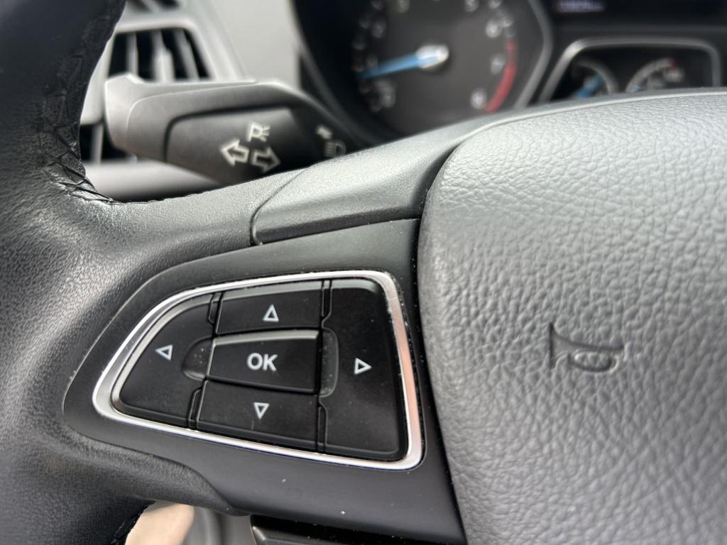 Ford C-max 1.5 titanium mooie staat|lage km stand