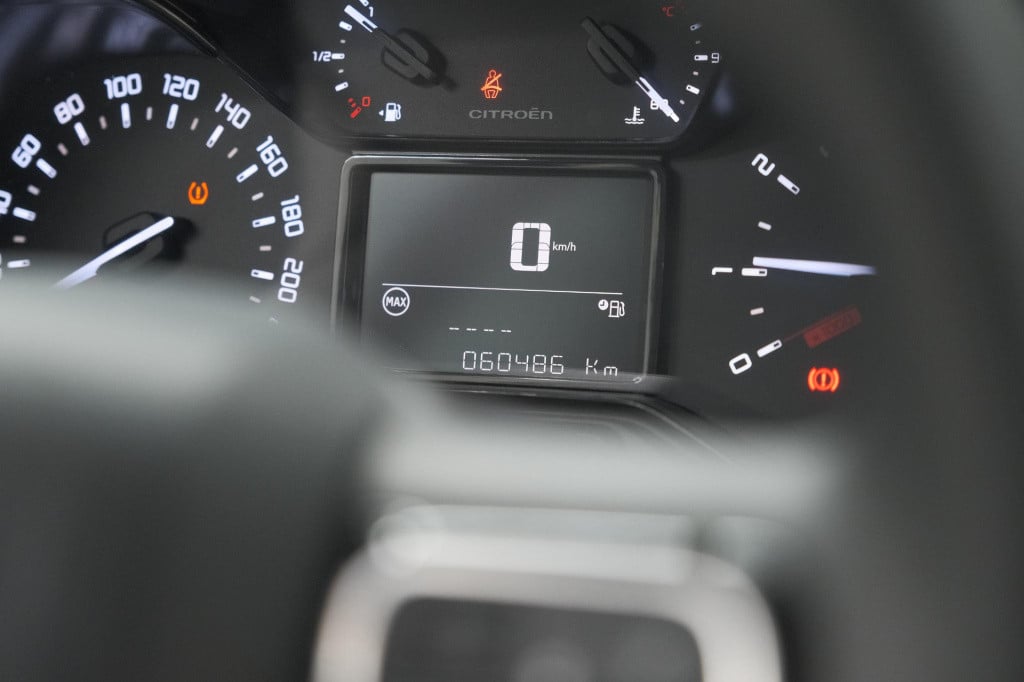 Citroen C3 puretech 82 business | parkeersensoren | apple carplay | climate