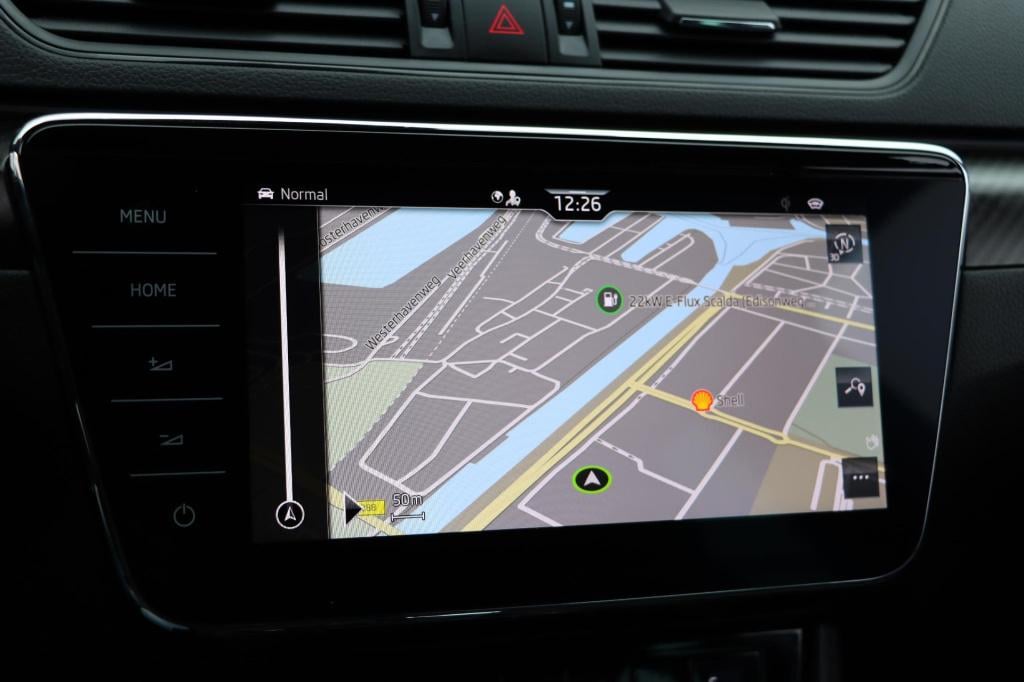 Skoda Superb combi 1.4 tsi iv sportline 218pk dsg6 | black style | memory s