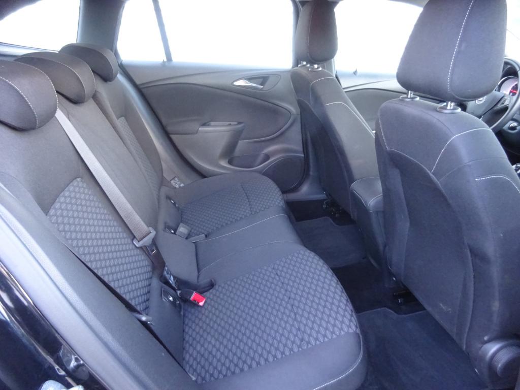 Opel Astra sports tourer 1.2 business edition 1e eigenaar - airco / navi / 