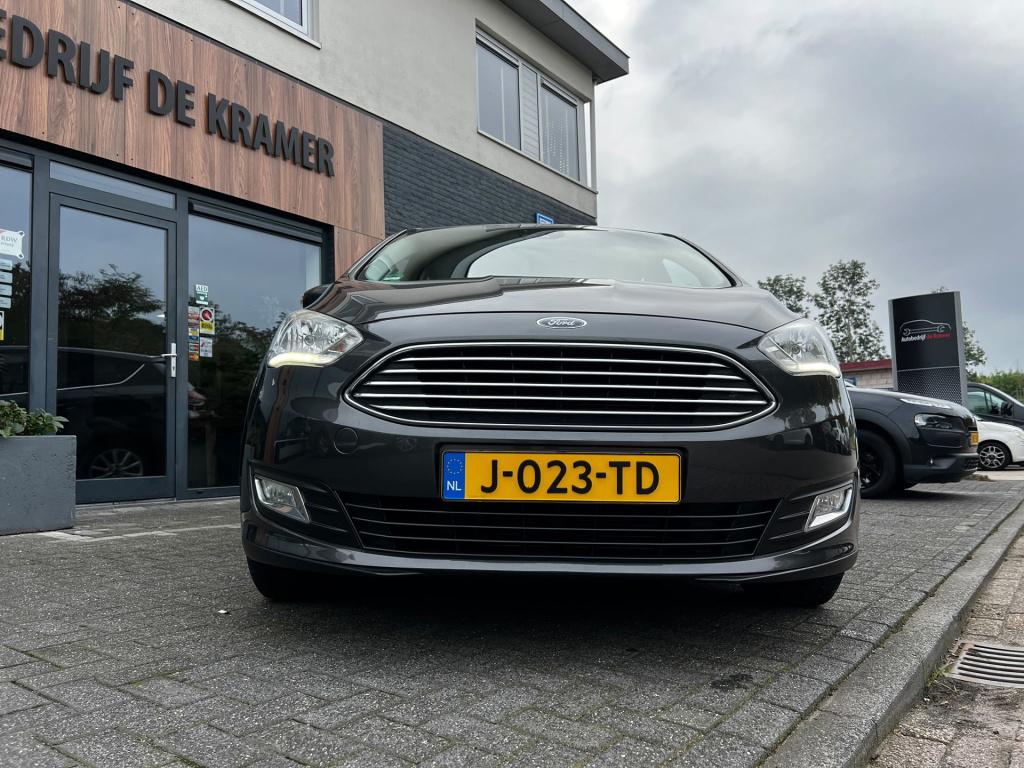 Ford C-max 1.0 titanium