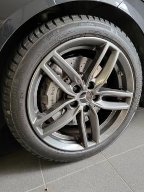 Mercedes set winterbanden 18"