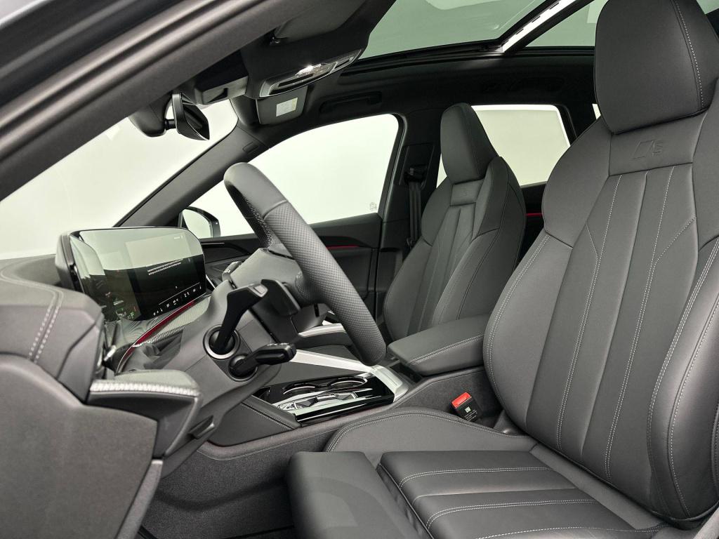 Audi Q5 s edition competition e-hybrid 270 kw / 367 pk suv