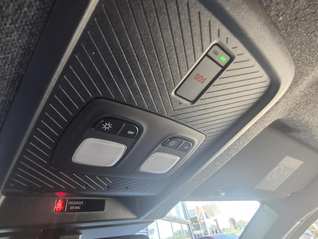 Dacia Duster 1.6 hybrid 140 journey camera, climate control, apple/android 
